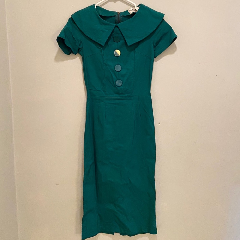 Bettie Page green sheath dress